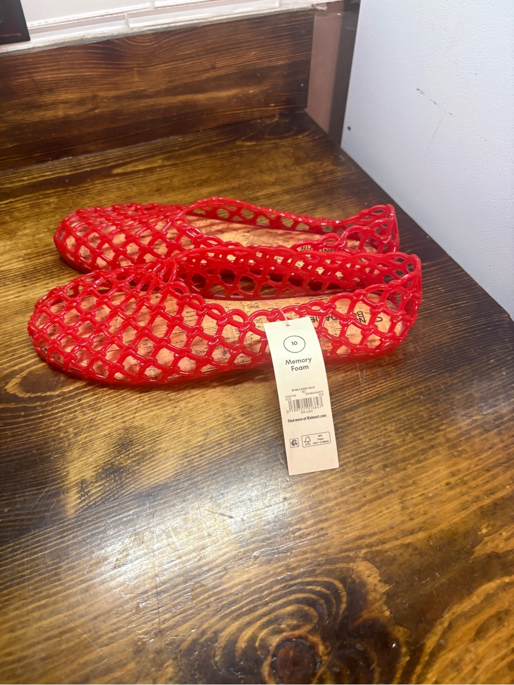No boundaries red jelly flats size 10